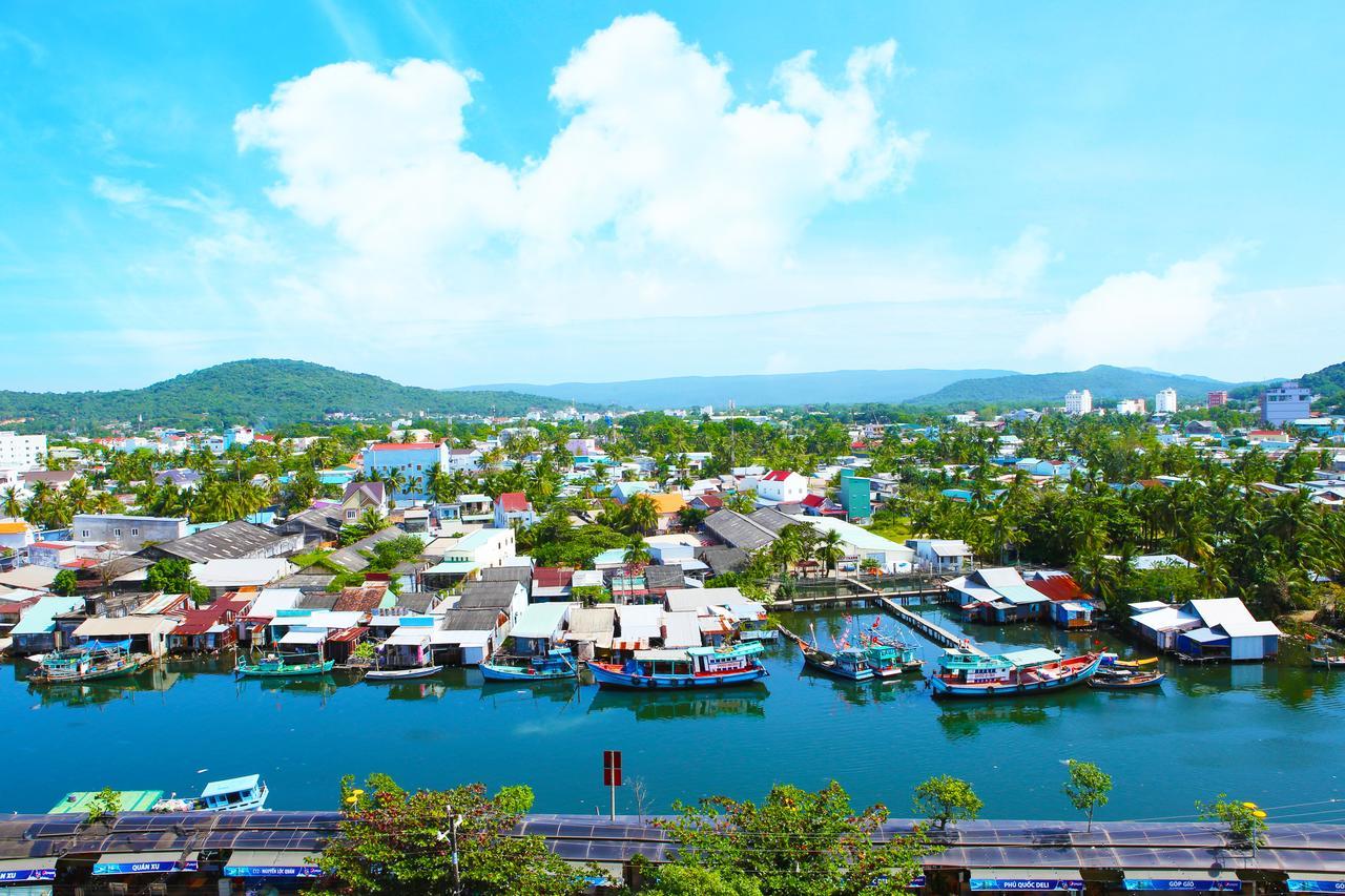 Quang Trung Phu Quoc Hotel Exteriör bild